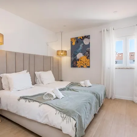 Beco Do Sol, * Αλμπουφέιρα